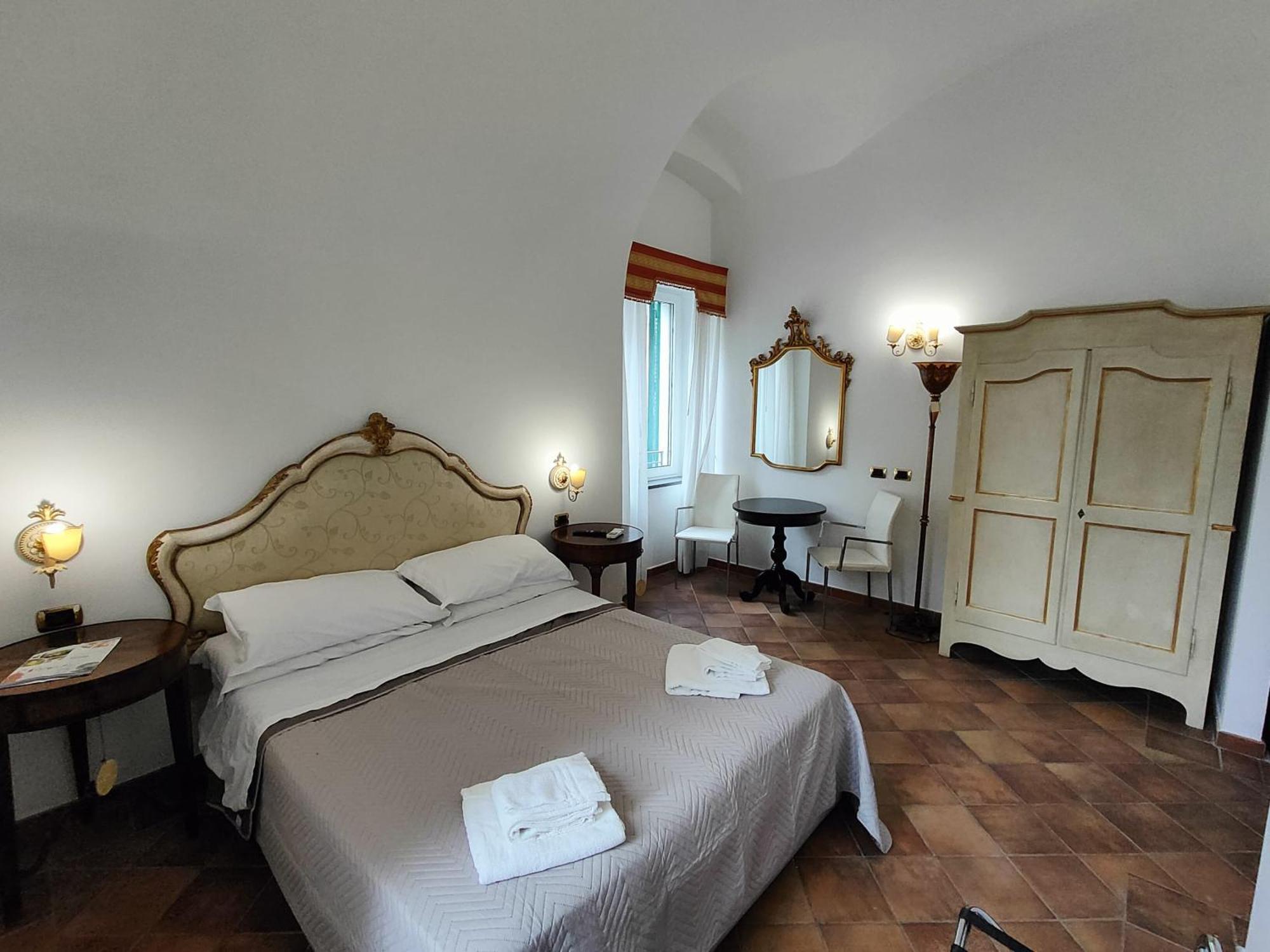 Androsa Apartments Amalfi Exteriör bild