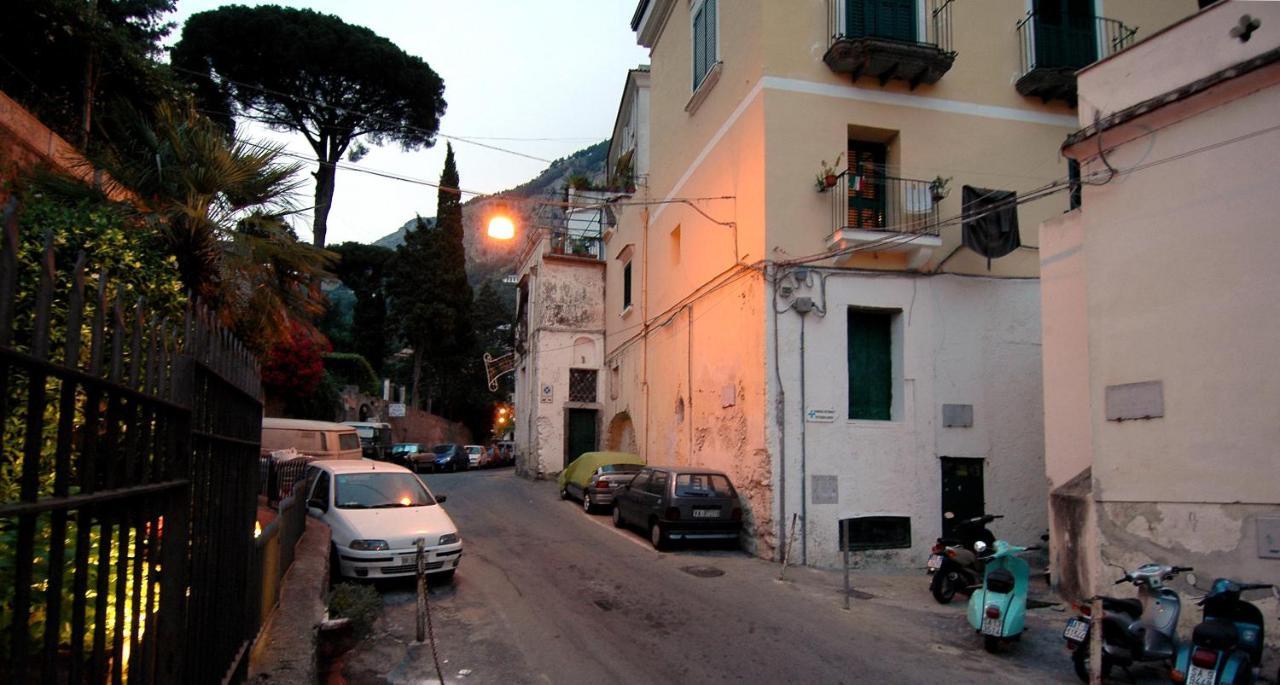 Androsa Apartments Amalfi Exteriör bild
